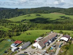 Prodej výrobních prostor, Luhačovice, 1700 m2