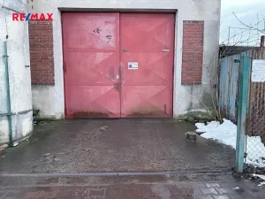 Pronájem obchodního prostoru, Praha - Horní Počernice, Komárovská, 500 m2