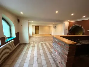 Prodej komerční nemovitosti, Dobšice, Vilová, 467 m2