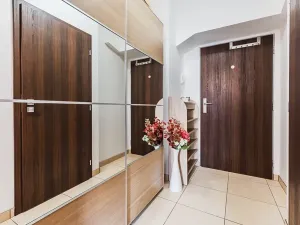 Pronájem bytu 1+kk, Praha - Holešovice, Jankovcova, 33 m2