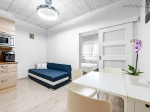 Pronájem bytu 2+kk, Praha - Michle, Jihlavská, 49 m2