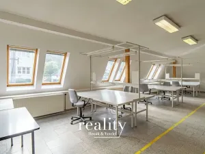 Pronájem výrobních prostor, Šebrov-Kateřina, 243 m2