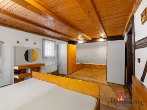 Prodej historického objektu, Vintířov, 190 m2