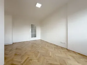 Pronájem bytu 2+kk, Praha - Krč, U krčské vodárny, 40 m2