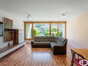 Prodej bytu 3+kk, Praha, Břežánecká, 84 m2