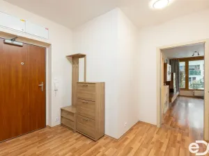 Prodej bytu 3+kk, Praha, Břežánecká, 83 m2