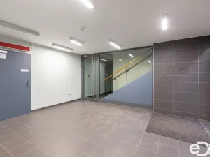 Prodej bytu 3+kk, Praha, Břežánecká, 83 m2