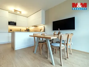 Prodej bytu 3+kk, Praha - Hrdlořezy, Mezilehlá, 70 m2