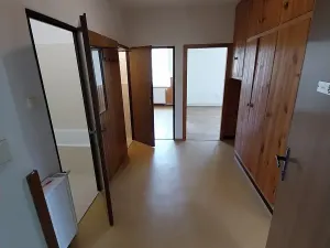 Pronájem bytu 3+1, Lánov, 69 m2