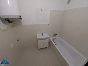 Pronájem bytu 3+1, Lánov, 69 m2