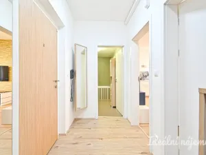 Pronájem bytu 2+kk, Brno, Mojmírovo náměstí, 44 m2