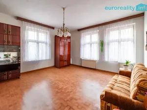 Prodej rodinného domu, Kraslice, Dukelská, 267 m2