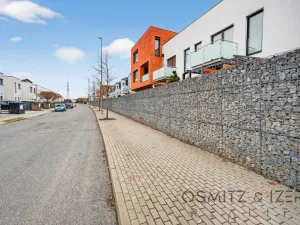 Prodej bytu 1+kk, Praha - Hostavice, Hrabovská, 45 m2