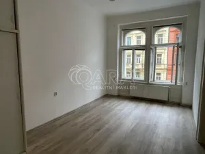 Pronájem bytu 2+kk, Praha, Legerova, 52 m2