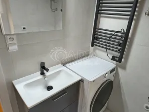 Pronájem bytu 1+kk, Praha - Košíře, U Tyrše, 33 m2