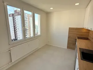 Pronájem bytu 4+1, Plzeň, Strážnická, 83 m2