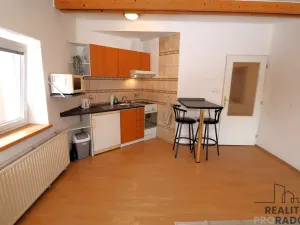 Pronájem bytu 1+kk, Brno, Pražská, 33 m2