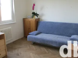 Pronájem bytu 2+1, Karlovy Vary, Krymská, 51 m2