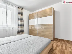 Prodej bytu 2+kk, Karlovy Vary - Bohatice, Dubová, 43 m2