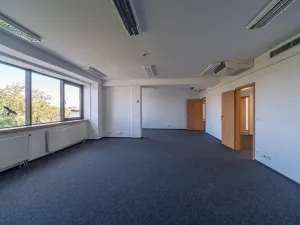 Pronájem kanceláře, Hradec Králové, Nerudova, 300 m2