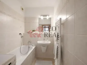 Pronájem bytu 2+kk, Praha - Záběhlice, Ginzova, 45 m2