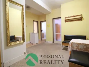 Pronájem bytu 3+1, Karlovy Vary, Dělnická, 76 m2