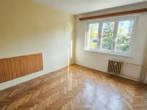 Prodej bytu 2+1, Praha, Kamerunská, 53 m2