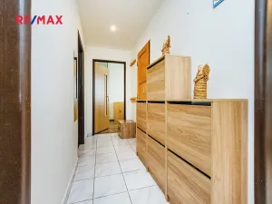 Prodej bytu 3+1, Kostelec nad Labem, Na Sídlišti, 58 m2