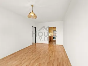 Prodej bytu 2+kk, Praha - Modřany, Krouzova, 45 m2