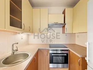 Prodej bytu 2+kk, Praha - Modřany, Krouzova, 45 m2