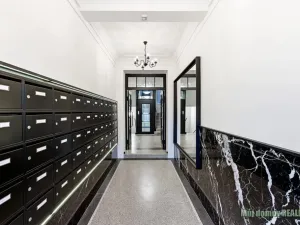 Prodej bytu 2+kk, Praha - Žižkov, Jeseniova, 66 m2