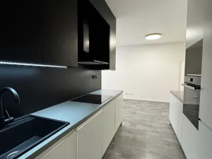 Pronájem bytu 2+kk, Opava, Otická, 47 m2