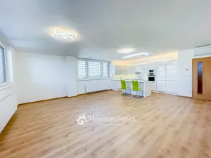 Pronájem bytu 3+kk, Znojmo, Kosmákova, 115 m2