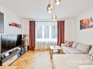 Prodej bytu 2+1, Tábor, Husinecká, 64 m2