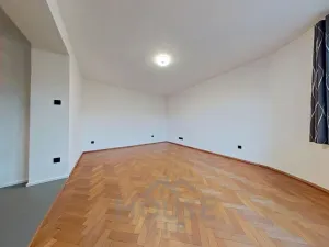 Prodej bytu 2+1, Praha - Libeň, 81 m2