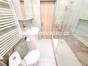 Pronájem bytu 2+1, Hradec Králové, Pražská třída, 57 m2