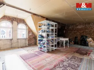 Prodej rodinného domu, Kravaře, Náměstí, 180 m2