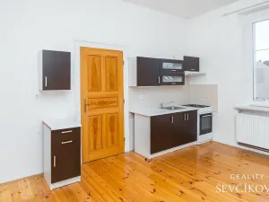 Prodej bytu 2+1, Hradec Králové, Pospíšilova, 69 m2