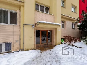 Pronájem bytu 2+kk, Praha - Břevnov, Nad Kajetánkou, 45 m2