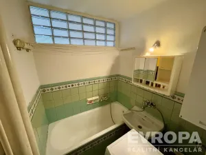 Prodej bytu 3+1, Plzeň - Jižní Předměstí, Brožíkova, 85 m2