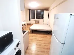 Pronájem bytu 1+kk, Praha - Radotín, Vrážská, 28 m2