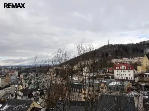 Prodej bytu 4+1, Karlovy Vary, Vyšehradská, 103 m2