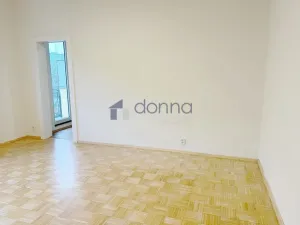 Pronájem bytu 2+kk, Praha, U staré plynárny, 43 m2