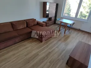 Pronájem bytu 3+1, Náměšť nad Oslavou, B. Němcové, 60 m2