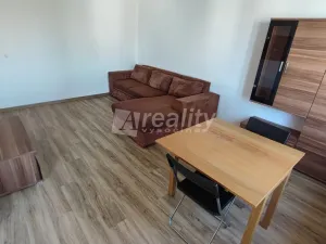 Pronájem bytu 3+1, Náměšť nad Oslavou, B. Němcové, 60 m2