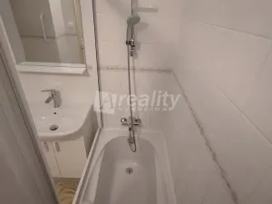 Pronájem bytu 3+1, Náměšť nad Oslavou, B. Němcové, 60 m2