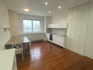 Pronájem bytu 2+kk, Mělník, náměstí Míru, 46 m2