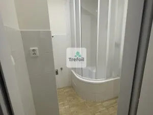 Pronájem bytu 2+kk, Mělník, náměstí Míru, 46 m2