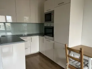 Pronájem bytu 2+kk, Praha - Hlubočepy, Chlupáčova, 50 m2