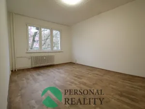 Pronájem bytu 2+1, Ostrov, Kollárova, 56 m2